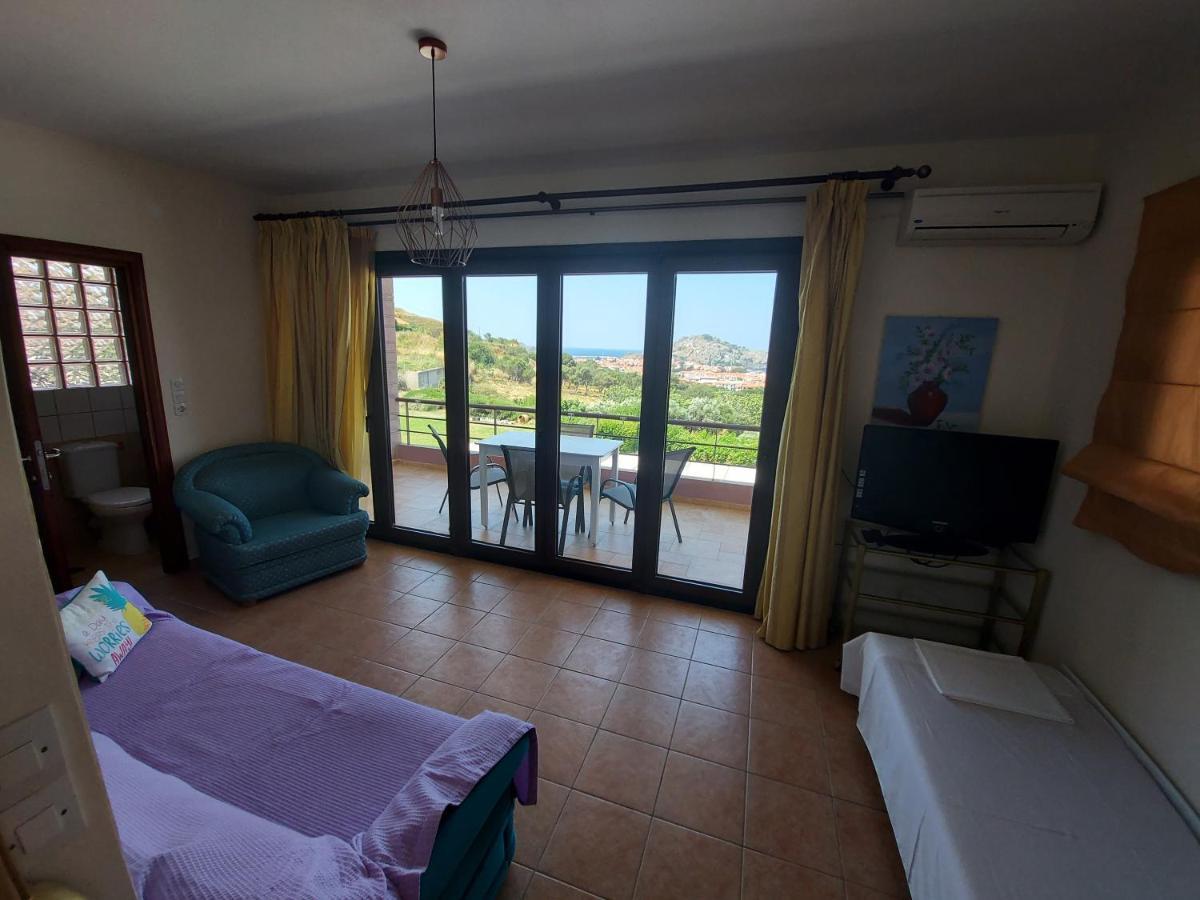 Golden View Apartments Myrina Limnos Esterno foto