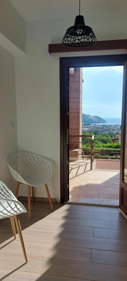 Golden View Apartments Myrina Limnos Esterno foto