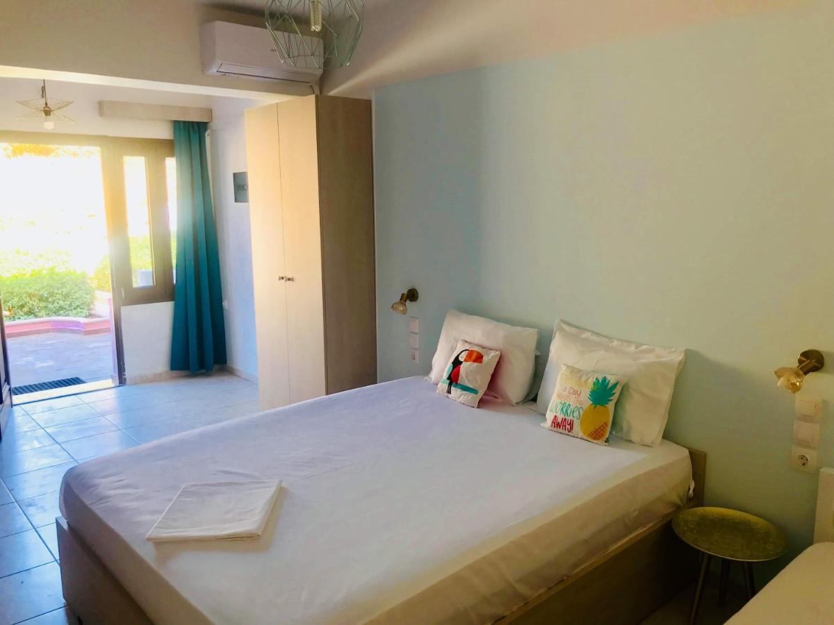 Golden View Apartments Myrina Limnos Esterno foto